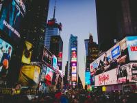 培训行业：线上是做矩阵好还是内容好